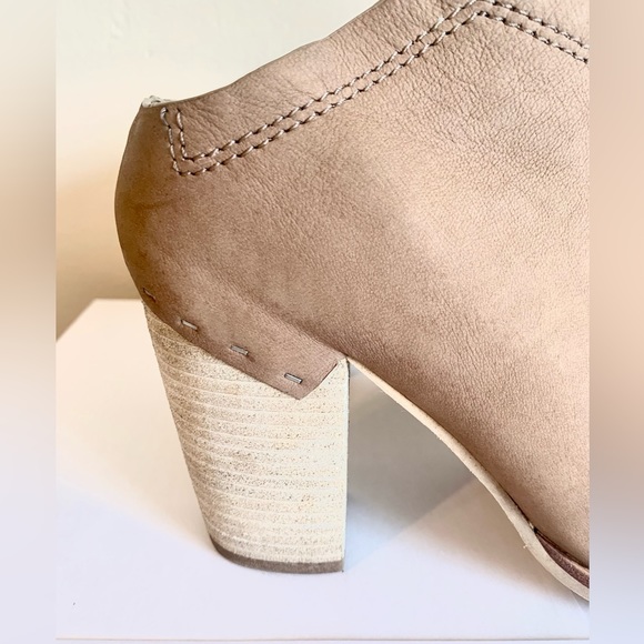 Dolce Vita Tan Taupe Suede Women Peep Toe Ankle Boot Mule  10 - Picture 6 of 13